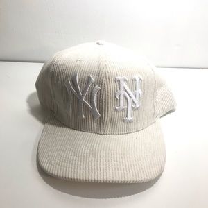 COPY - Rare NY Yankees/NY Mets Corduroy Snapback …